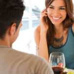 Señales para saber si le gustas a una mujer señales para saber si gustas a una chica